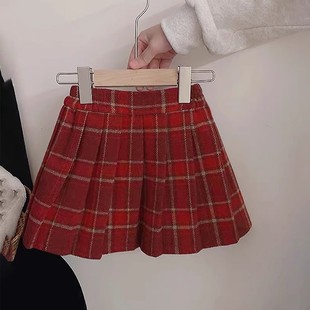 女童秋冬加厚裙子2026新款女孩学院风复古红色格子亲子毛呢百褶裙