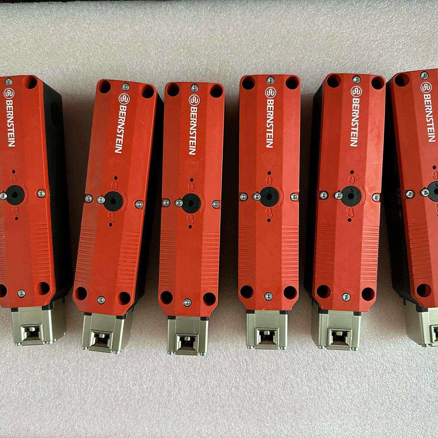 议价BERNSTEIN博恩斯坦安全开关SLC-F-024-20/