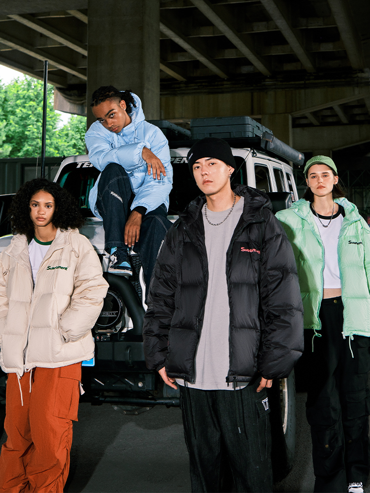 连帽冬季短款外套SuaMoment