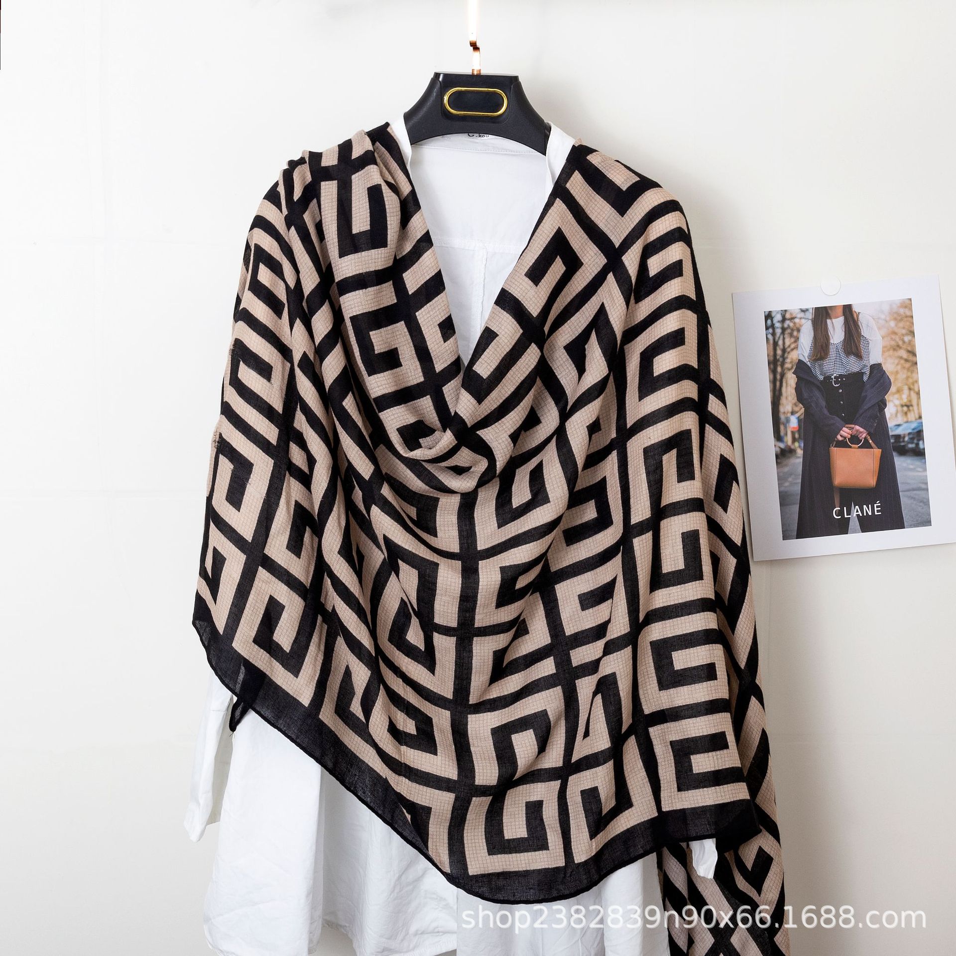 2025韩版印花棉麻围巾欧美经典秋冬保暖围脖外搭披肩百搭网红新款