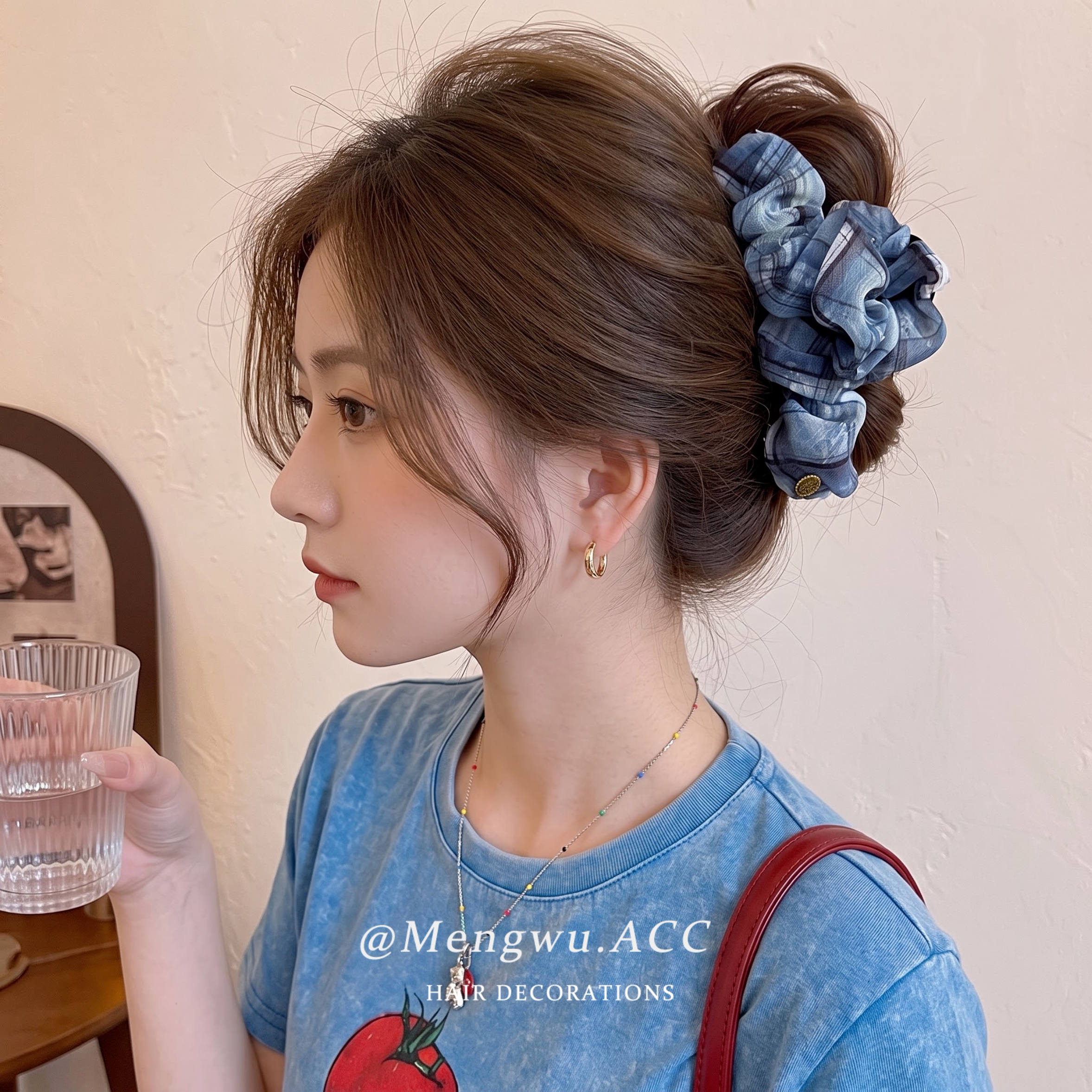 温柔蓝格纹抓发鲨鱼夹女简约百搭少女格子温柔风头饰后脑勺抓夹