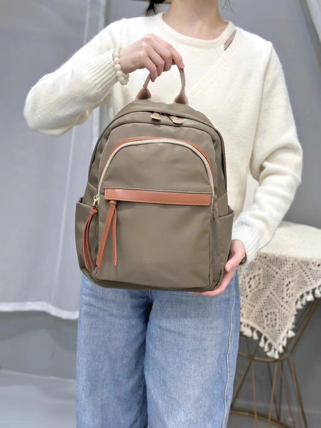 雅格莱诗双肩包2025新款休闲时尚女包质感大容量实用韩版包包 - V尚名品皮具出品