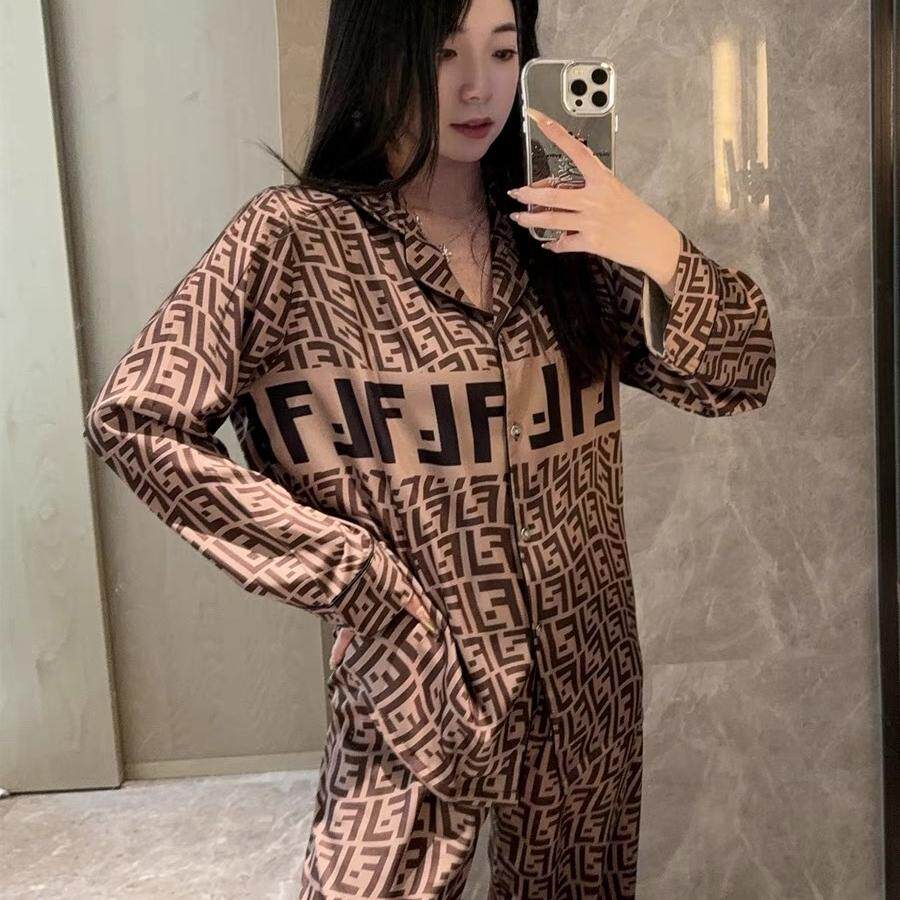 高级感睡衣女秋冬款家居服套装