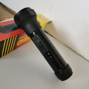 库存正品 手电筒铁塑2节1号电池手电筒黄光护眼 家用钨丝灯泡老式