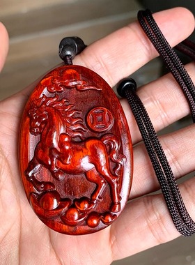 小叶紫檀木无事牌马到成功吊坠红木生肖马项链男女复古文玩挂件