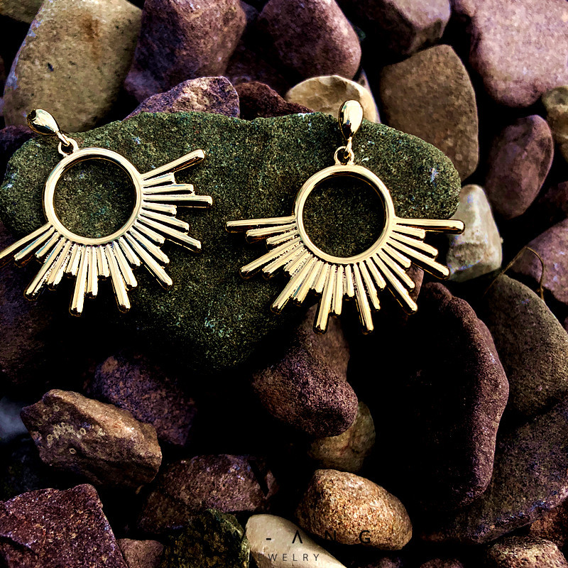 海外法国设计师风私人镀18k耳钉