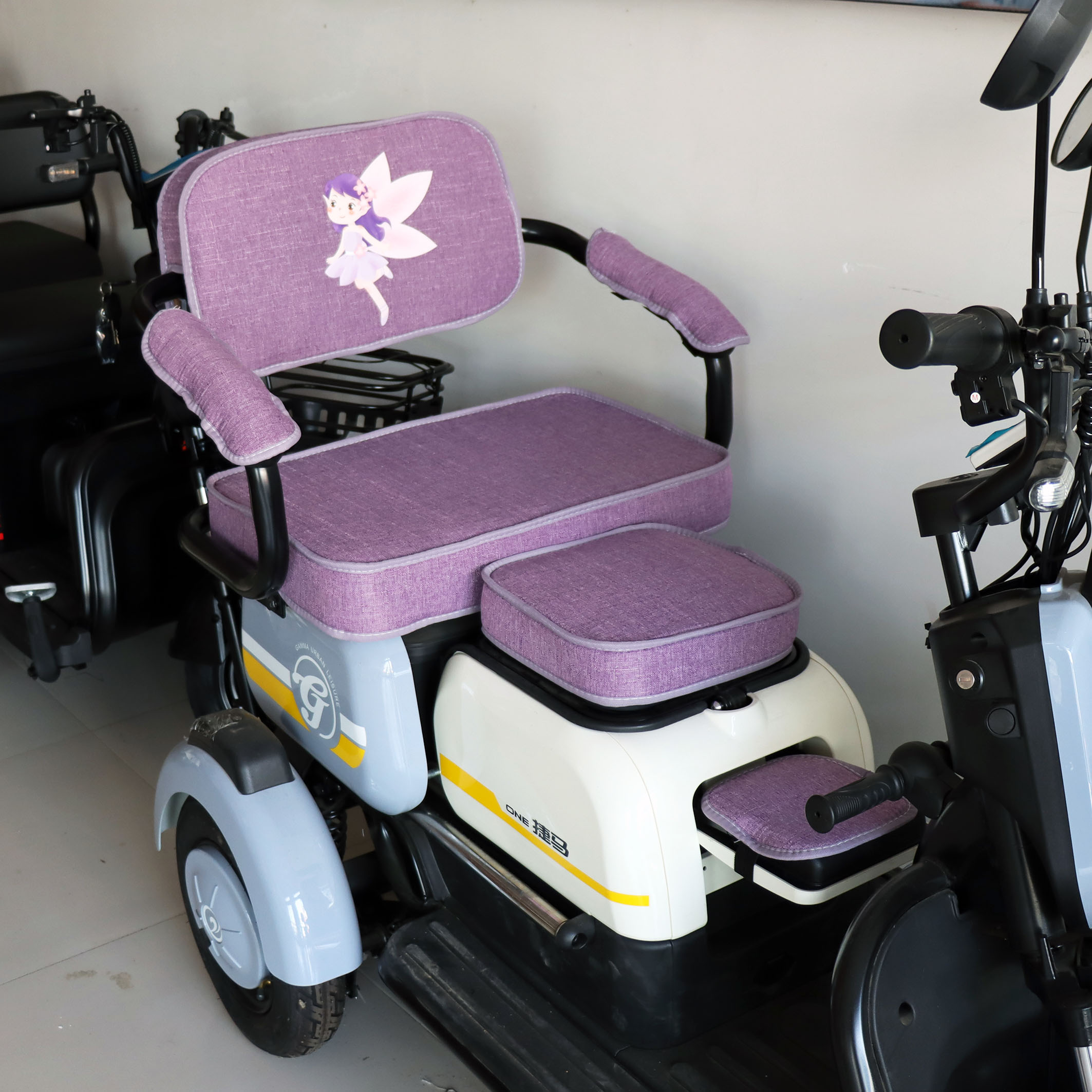 皮革三轮车座套电动三轮车座套