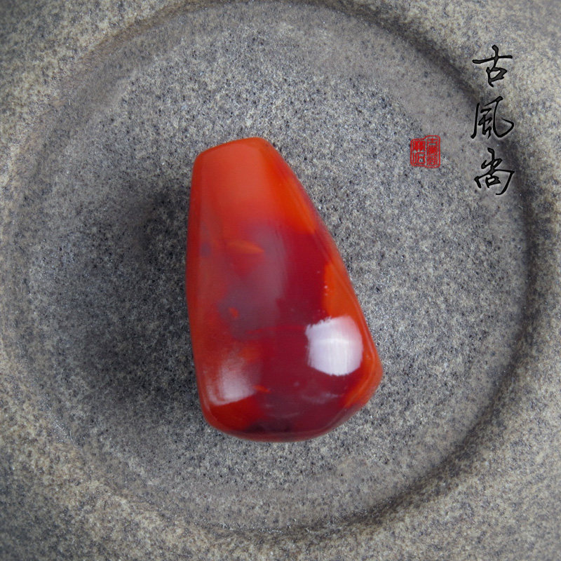 특별 통관 천연 남쪽 붉은 마노 매력 SICHUAN LIANGSHAN JIUKOU 소재 남쪽 붉은 티 작은 액세서리 부처님 머리
