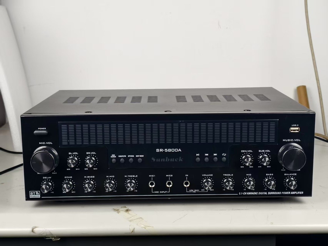 山宇7声道功放机蓝牙专业大功率唱歌台湾跨境环绕带动态频谱110v