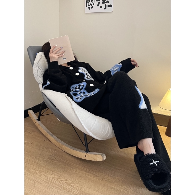 甜美卡通小狗针织半边绒睡衣女冬