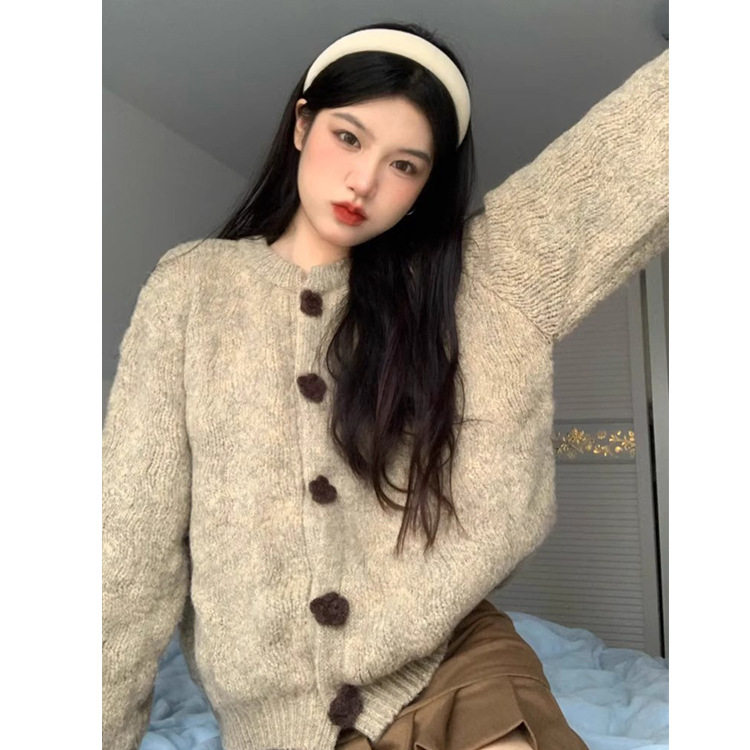 2026新款韩版纯欲蕾丝拼接针织开衫女设计感小众毛衣外套上衣