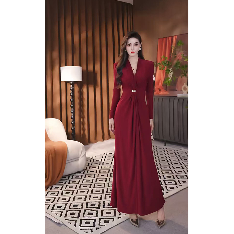 尤克菲儿 原创高定水晶麻长裙轻奢气质优雅复古高腰褶皱连衣裙