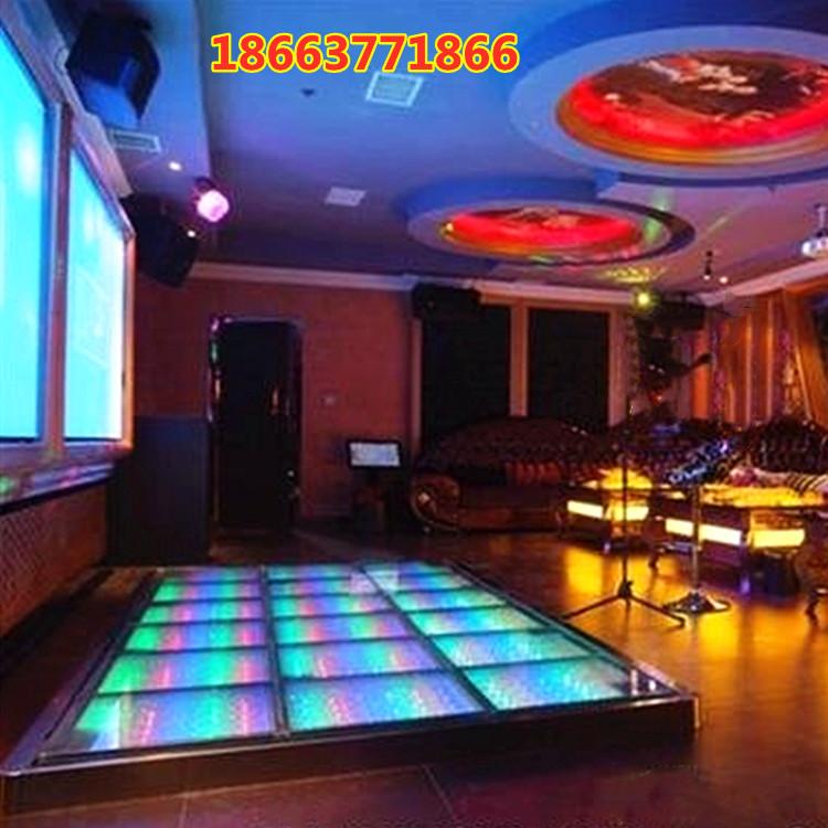 升降舞台汽车360度旋转展台