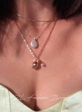 温莎竹节浮雪水瓶贝珠叠戴项链