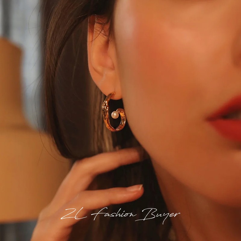 Fedoma卷曲螺旋天然珍珠耳环