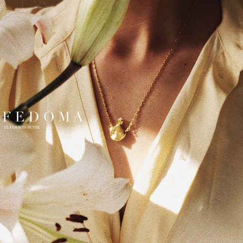 Fedoma花瓶立体纹理珍珠项链