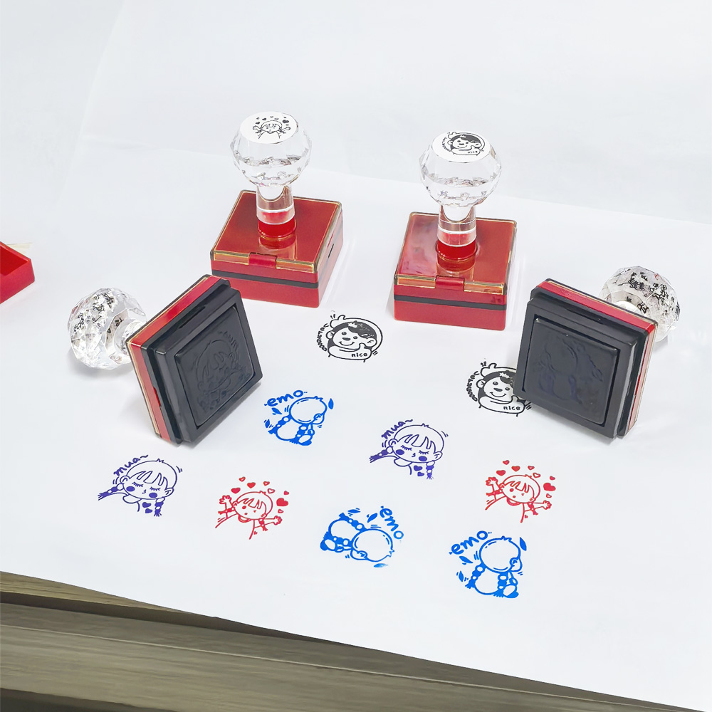女孩表情图案印章 emo女孩 开心快乐女孩 很棒的女孩 记录心情日记 俏皮可爱有趣的印章