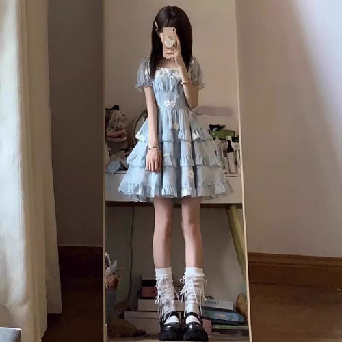 超仙氛围感甜美碎花裙子