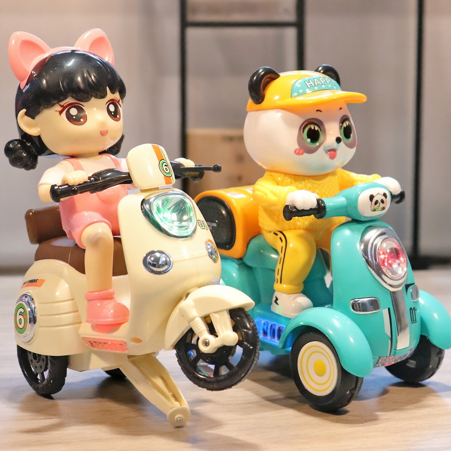 小孩声光万向玩具车抖音同款网红