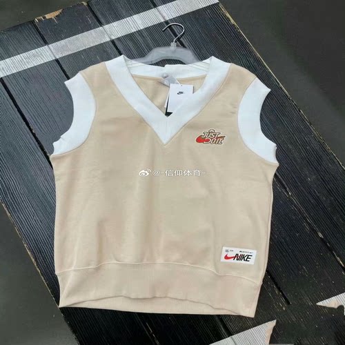 Nike 耐克女子宽松V领舒适保暖薄绒百搭运动休闲开衫卫衣 FD6402