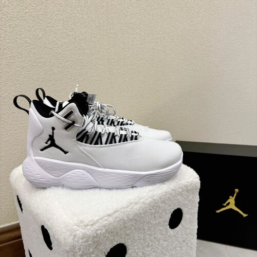 Nike Jordan Super.Fly MVP 男子格里芬缓震运动篮球鞋AR0038-100
