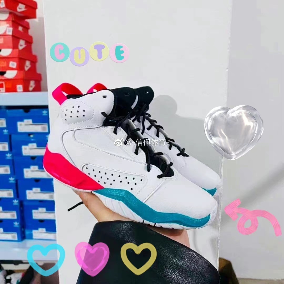 耐克nikejordan小童高帮小白鞋