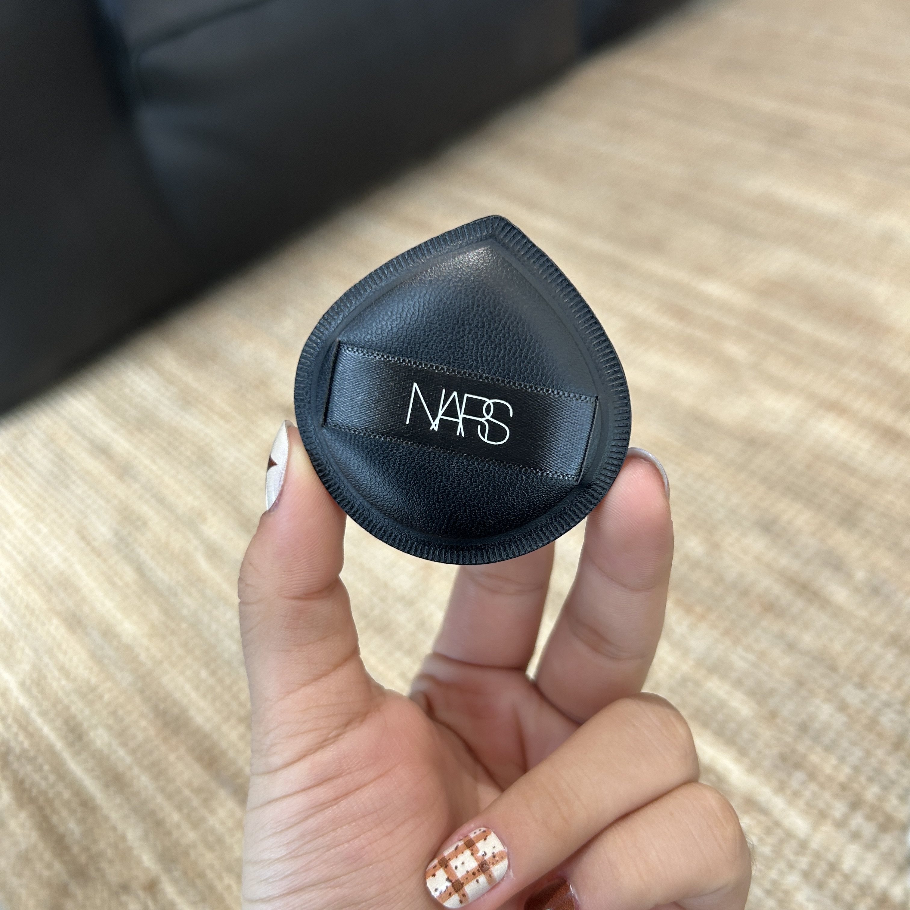 NARS粉扑超方瓶粉底液粉扑上妆服帖柔软不吃粉柔软亲肤,彩妆/香水/美妆工具,美妆蛋/扑/海绵,淘宝优惠券,粉丝福利购,淘宝优惠卷