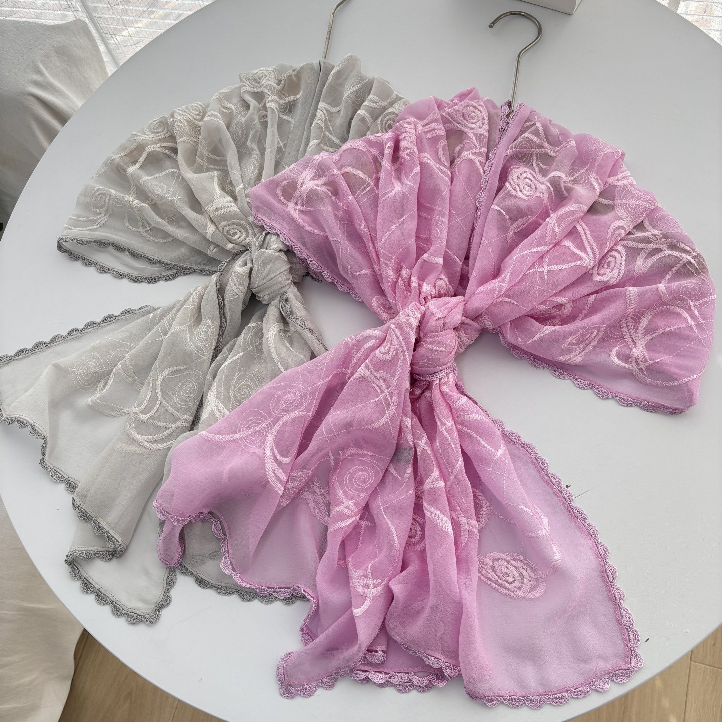 桑蚕丝丝巾  精致刺绣编织花边  气质百搭围巾披肩包头巾001579,服饰配件/皮带/帽子/围巾,围巾/丝巾/披肩,淘宝优惠券,粉丝福利购,淘宝优惠卷