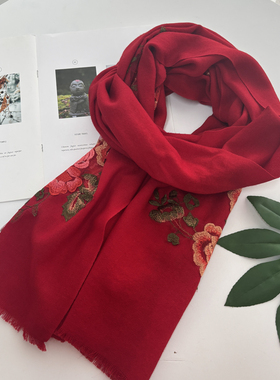羊毛  重工刺绣  秋冬新款复古中国风绣花羊毛围巾66A3/000811