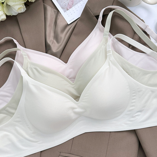 无钢圈软支撑小胸薄款 超柔软透气无痕内衣 文胸女 双皮奶 米图
