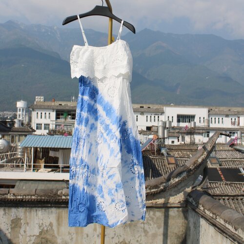 民族风连衣裙棉麻碎花流苏露背女