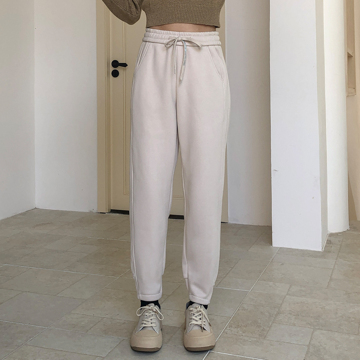 香依雅园 2025冬季新款200斤大码高腰宽松休闲加绒哈伦裤女69055