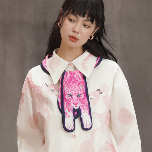 咖沫原创新款粉红豹子印花丝巾