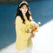 温柔慵懒风V领长毛绒毛衣女鹅黄色软糯显瘦针织衫 上衣小众宽松衣