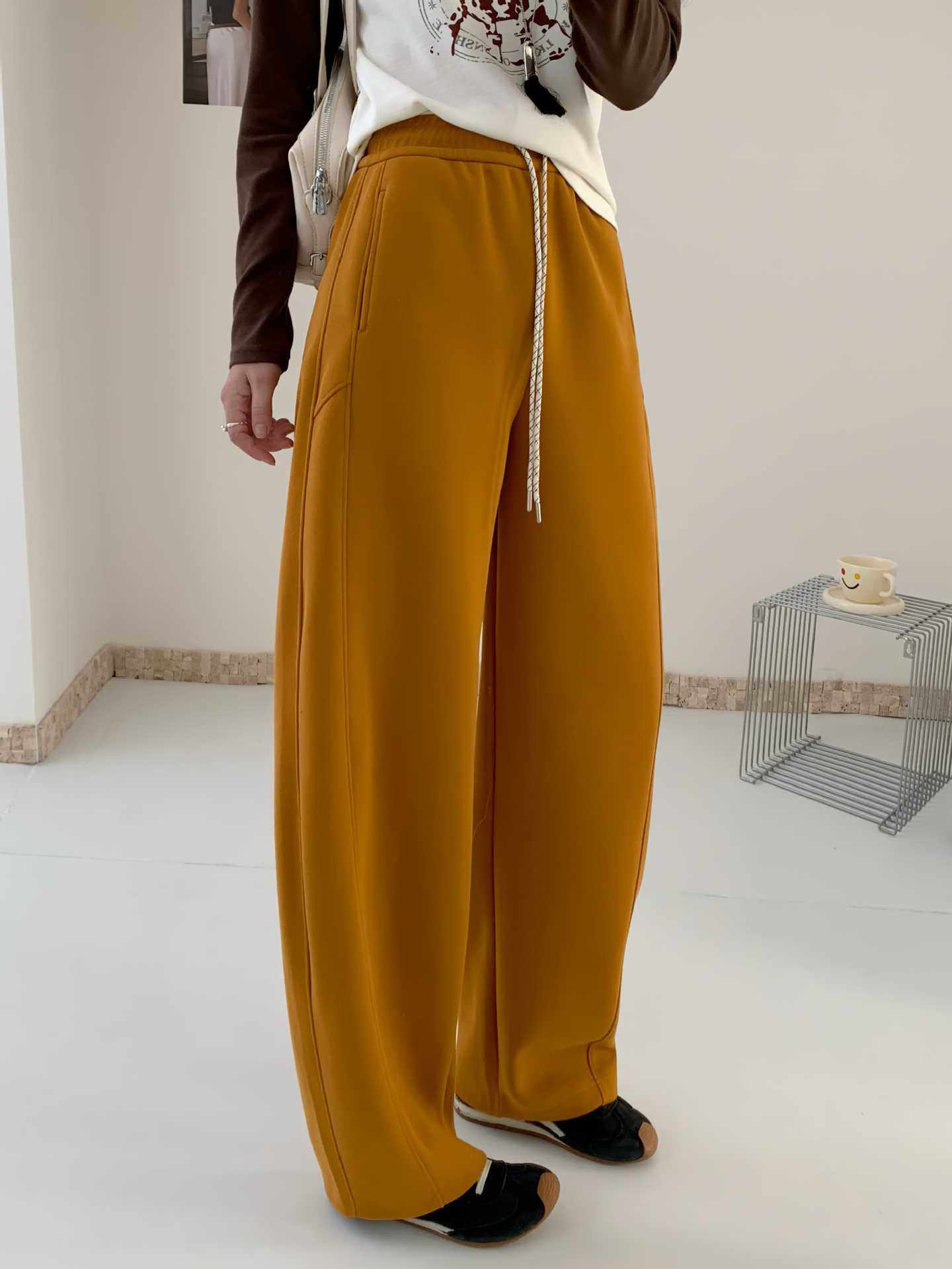 阔腿运动裤女大码2026春秋新款胖妹妹抽绳高腰宽松休闲加绒弯刀裤,女装/女士精品,卫裤,淘宝优惠券,粉丝福利购,淘宝优惠卷