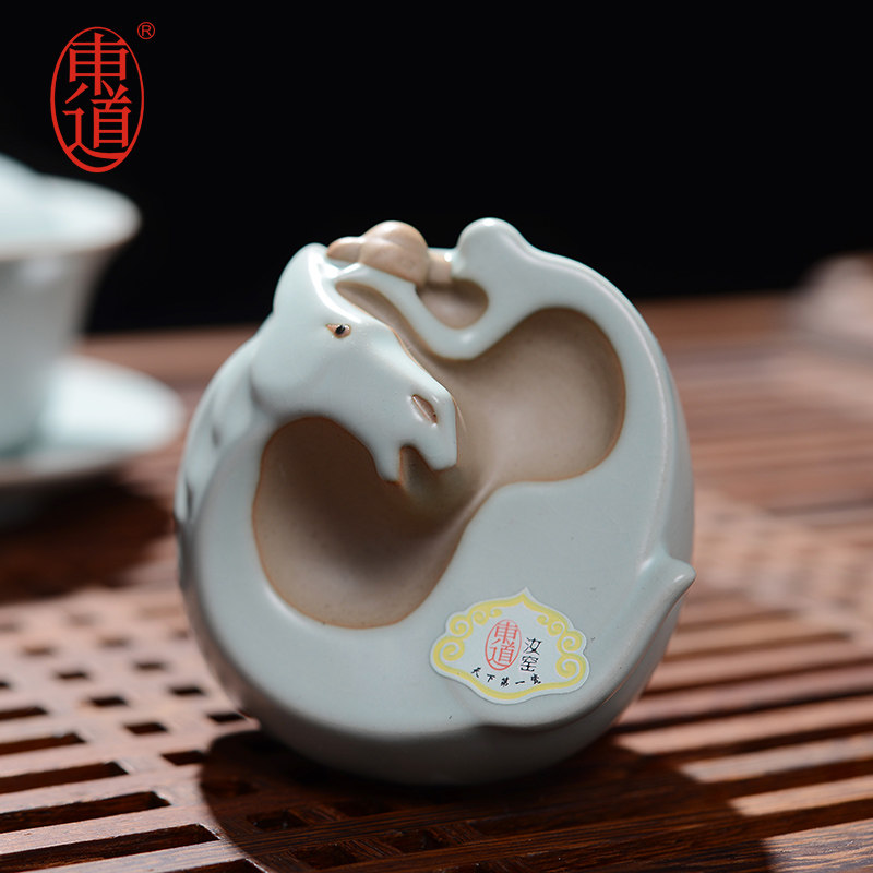 东道汝窑生肖茶宠马上封侯茶道配件开片功夫茶具猴年精品茶道摆件