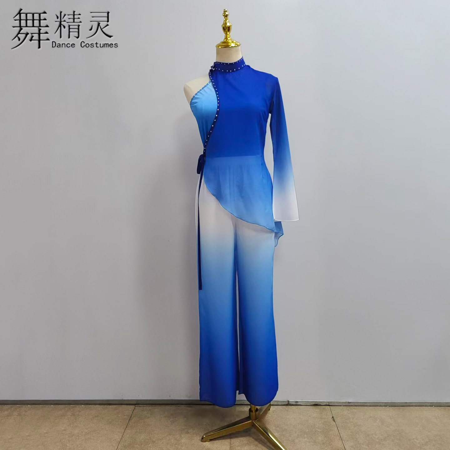 胶州秧歌舞蹈服飘逸扇子舞艺考服