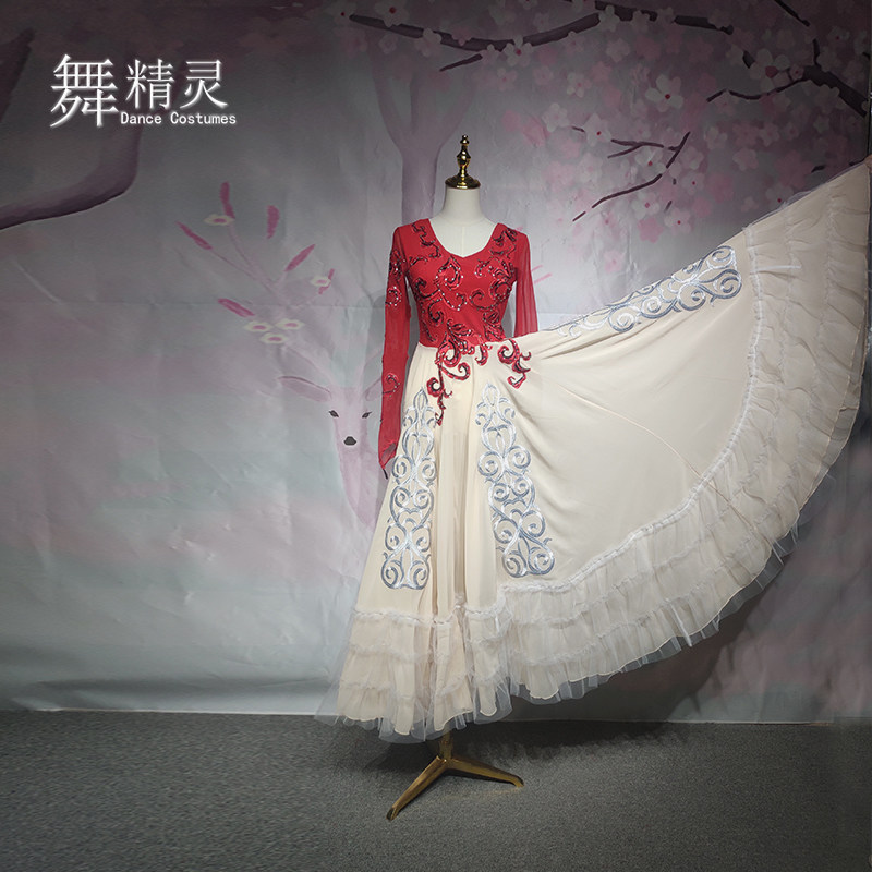 新款新疆舞演出服大漠红柳同款维吾族民族舞蹈服大裙摆艺考服