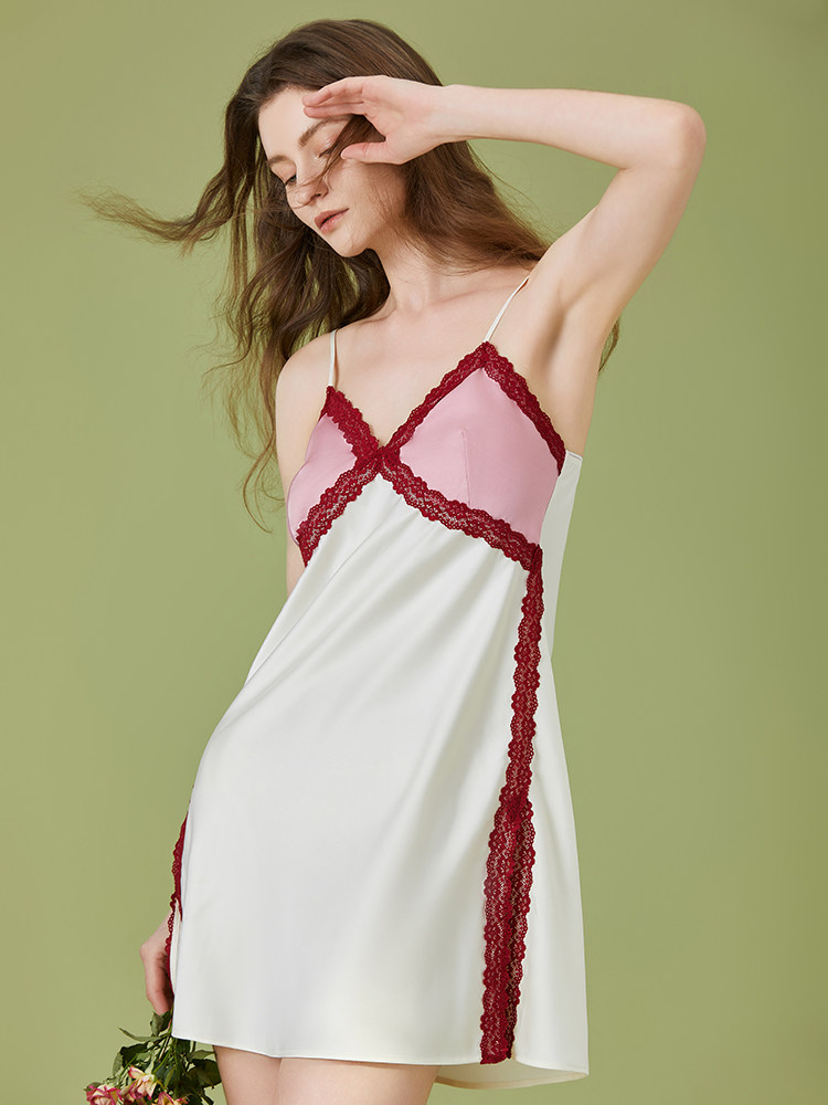 NoirTease夏季丝质薄款性感睡裙女刺绣蕾丝侧开叉吊带睡衣家