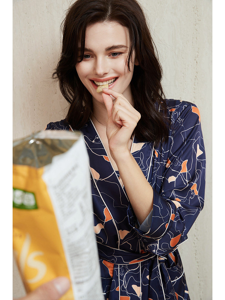 NoirTease春秋薄款丝质印花睡袍女士中长款系带浴袍睡衣家居服,女士内衣/男士内衣/家居服,睡袍/浴袍,淘宝优惠券,粉丝福利购,淘宝优惠卷