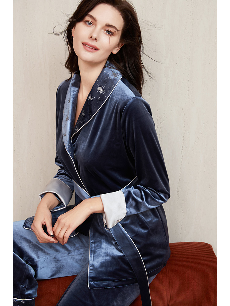 noirtease性感丝绒保暖翻领睡衣