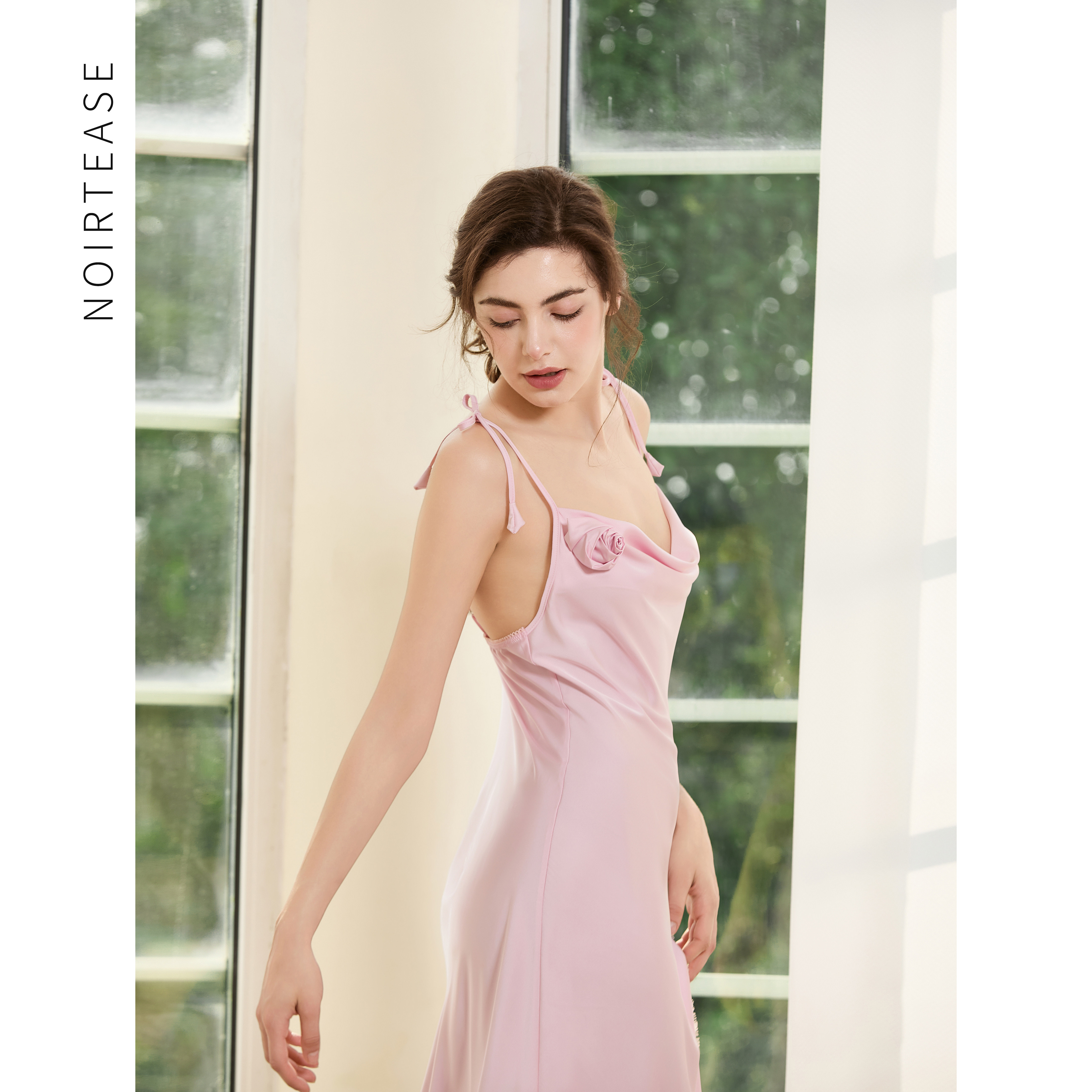 NoirTease夏季丝质薄款睡裙女士性感中长款度假吊带睡衣裙可
