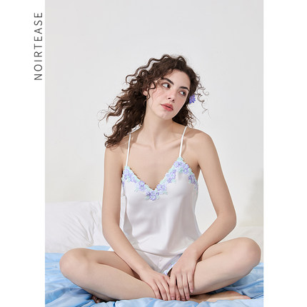NoirTease夏季丝质薄款睡衣性感蕾丝V领吊带短裤家居服两件套装女