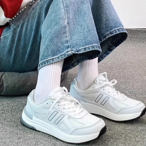 ins超火百搭运动休闲小白鞋