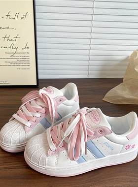 韩国浅粉贝壳头板鞋女ins2025冬季新款学生复古小白鞋百搭休闲鞋