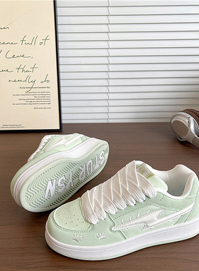易少年 浅绿色面包鞋女ins潮2026春夏季新款小众百搭运动休闲板鞋