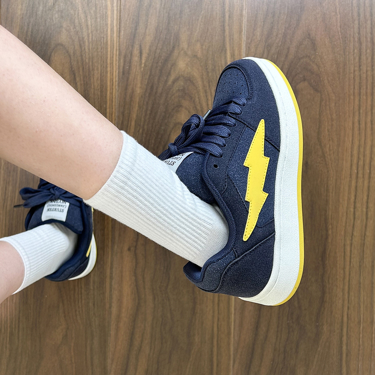 鞋子男深蓝黄情侣面包鞋2025冬季新款复古百搭运动休闲板鞋ins潮,流行男鞋,休闲板鞋,淘宝优惠券,粉丝福利购,淘宝优惠卷