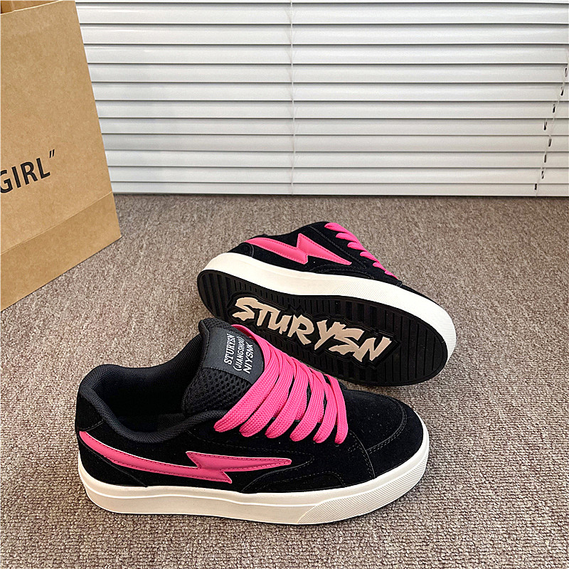 鞋子男生黑色小香风2026新款学生复古情侣百搭ins潮运动休闲板鞋