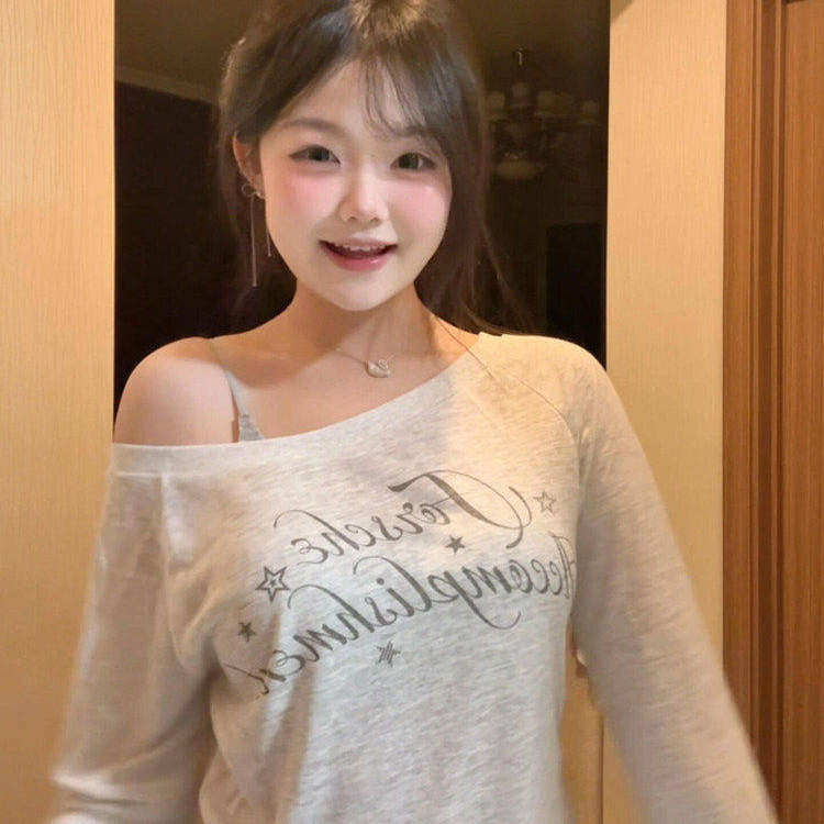 美式斜肩轻亚印花长袖T恤