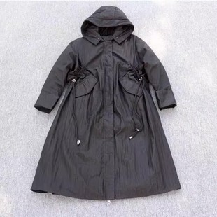 新款女装黑色中长款前后抽绳收腰连帽简约A版保暖羽绒服大衣外套
